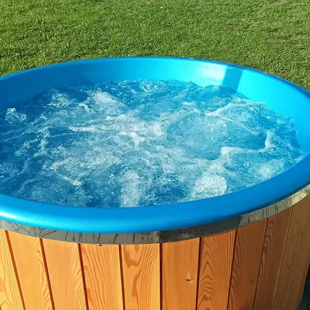 度假居 Sjezdovka Busin